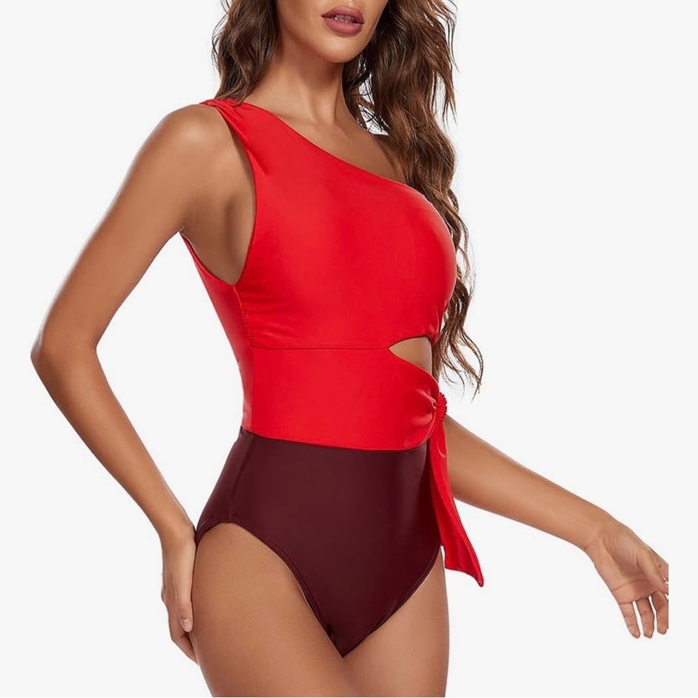 Chic Red One-Shoulder Swimsuit with Cutout - Picture 5 of 8